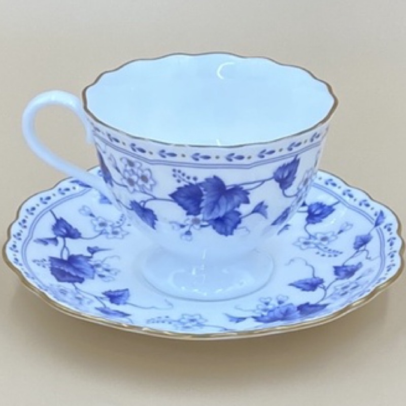 *日本Narumi 鳴海描金  藍葉單客花茶杯組（3812-4-5-17-5）