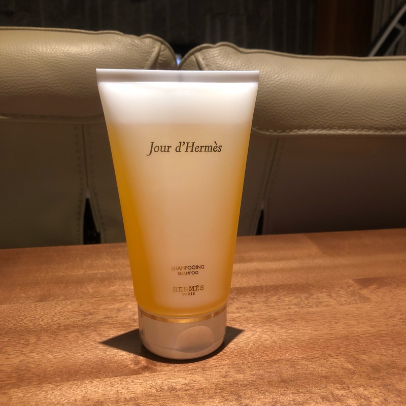 愛馬仕 jour d’hermes 洗髮精 shampoo 精品 香氛 杜拜帶回公司貨 全新品 正品 現貨秒出 歡迎詢問