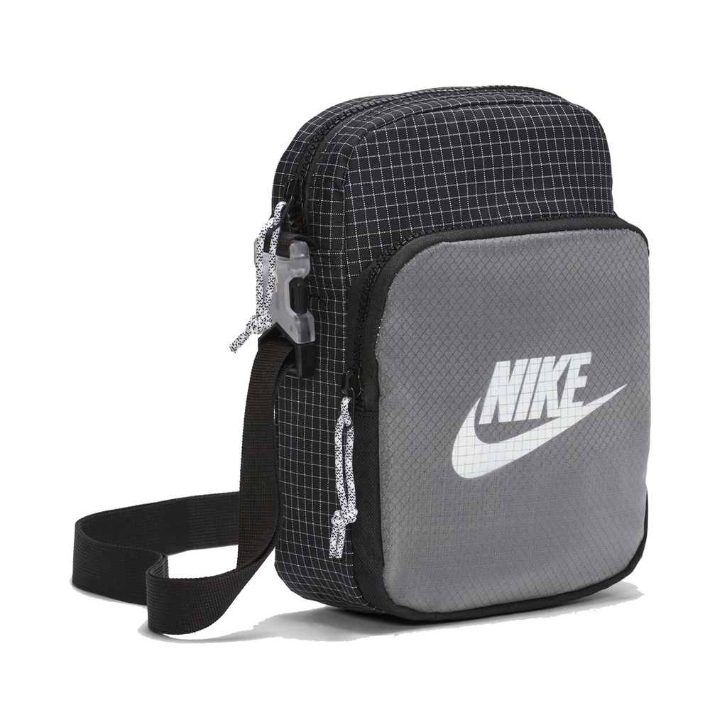 Nike 斜背包 Heritage 2.0 Small Items Bag 黑 格紋 【ACS】 CV1408-010