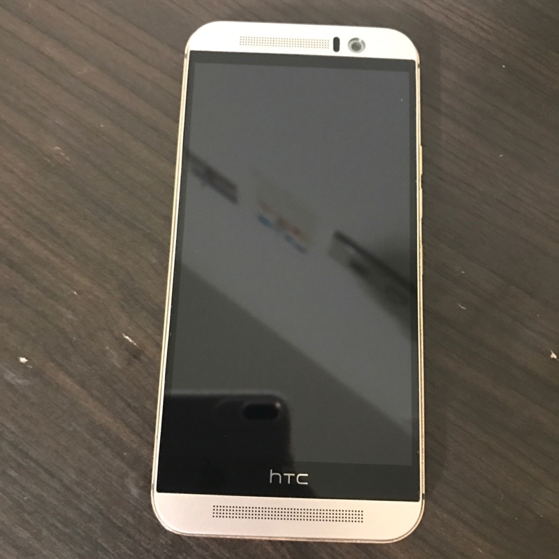 HTC ONE M9 32g 二手盒裝 金色 附8g記憶卡