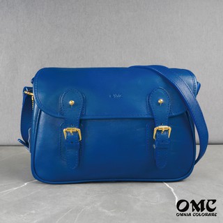 【OMC】義大利植鞣革雙扣中性休閒側背包-天藍