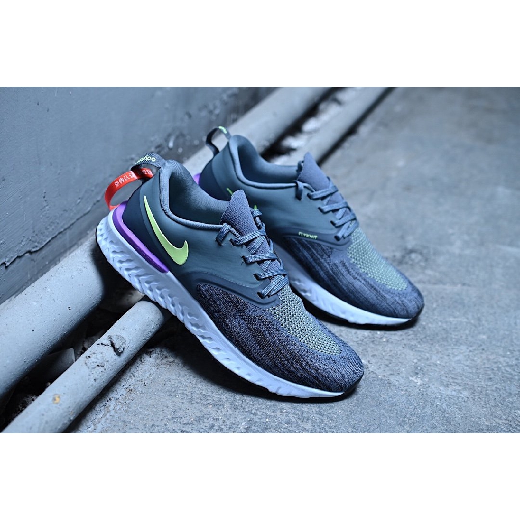 nike react odyssey flyknit