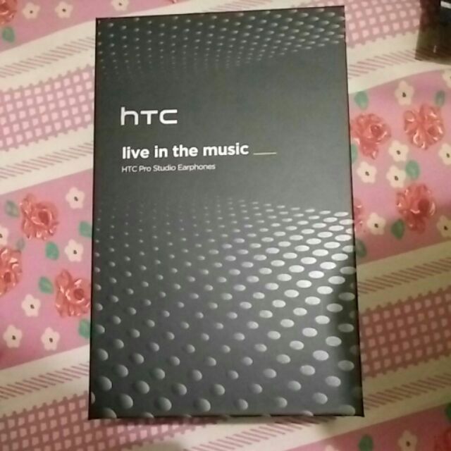 HTC Pro Studio Earphones 高傳真雙驅動環繞音效耳機 MAX 500