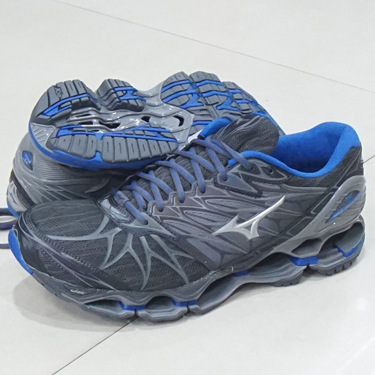 mizuno wave prophecy 7 nova