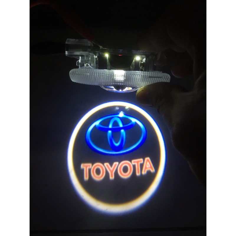 Toyota迎賓燈 豐田迎賓燈 鐳射投影燈 專用車門燈 車門迎賓燈 LED迎賓燈照地燈 車標投影【現貨】