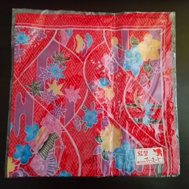 全新 日本製 日本 沖繩帶回 繽紛 扶桑花 紅色 和風 手帕 面巾 毛巾 風呂敷 布帕 日式 風格 布質 和織品