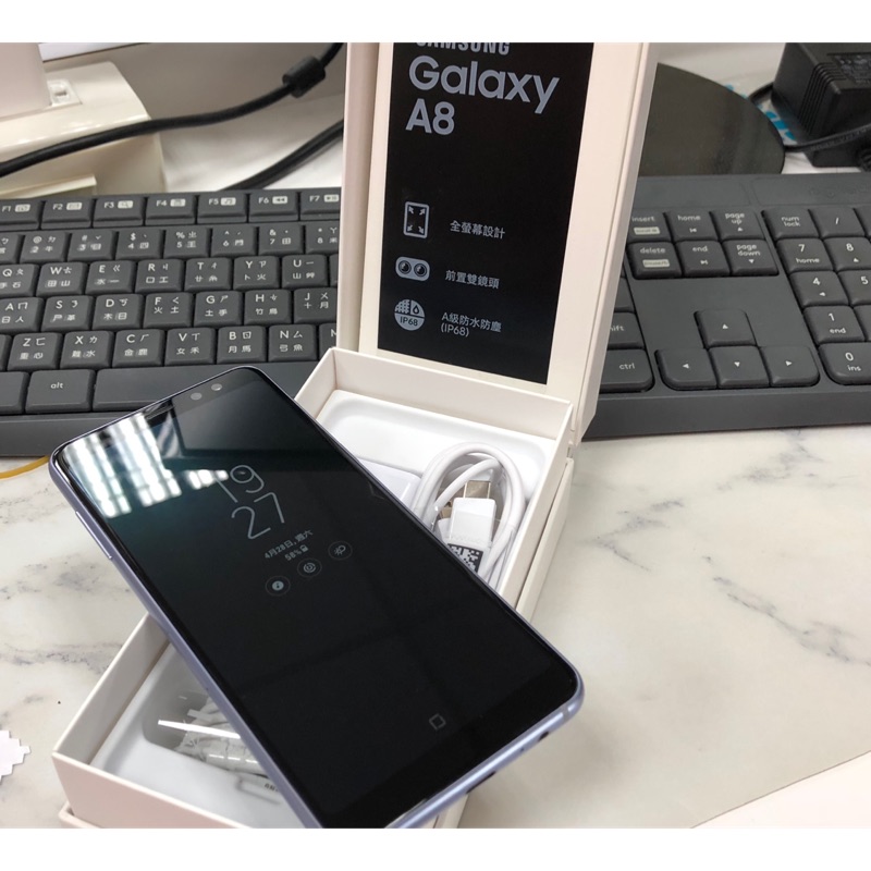 二手 SAMSUNG A8 2018 醺紫灰