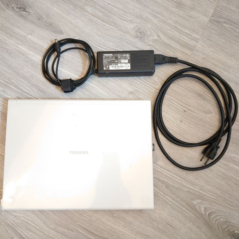 Toshiba M500 laptop computer 日本製 筆電 Made in Japan 2006年