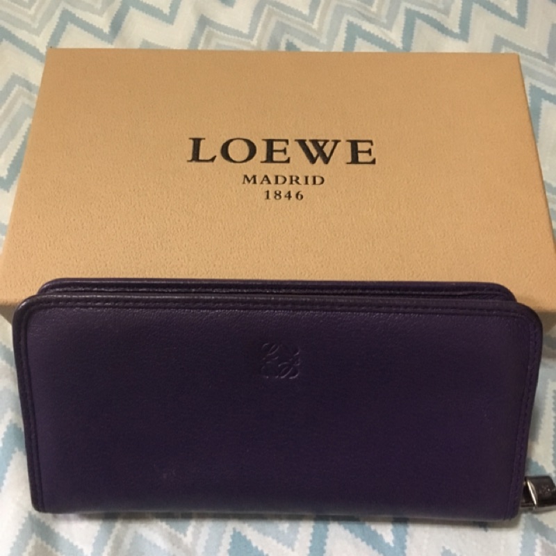 正品Loewe紫色長夾