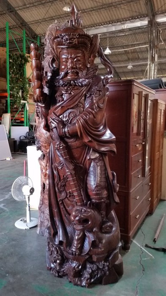 國際二手貨----台灣早期  紅豆杉木雕 高260公分 武財神 趙光明 精緻威武 直徑約80公分
