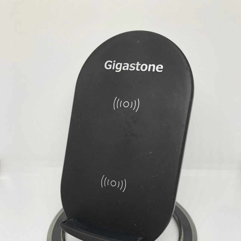Gigastone GA-9660B 雙線圈無線快充充電盤 二手 充電盤 無線充電
