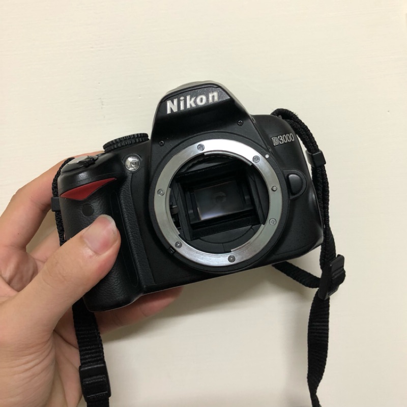 Nikon D3000 + Nikon18-135 mm旅遊鏡 單眼相機 二手單眼相機