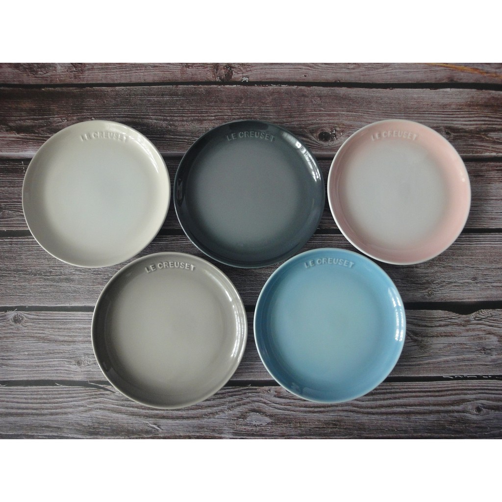 全新現貨Le Creuset 瓷器花蕾系列餐盤 圓盤 水果盤 點心盤 醬料盤 17cm 22cm 多色可供選擇