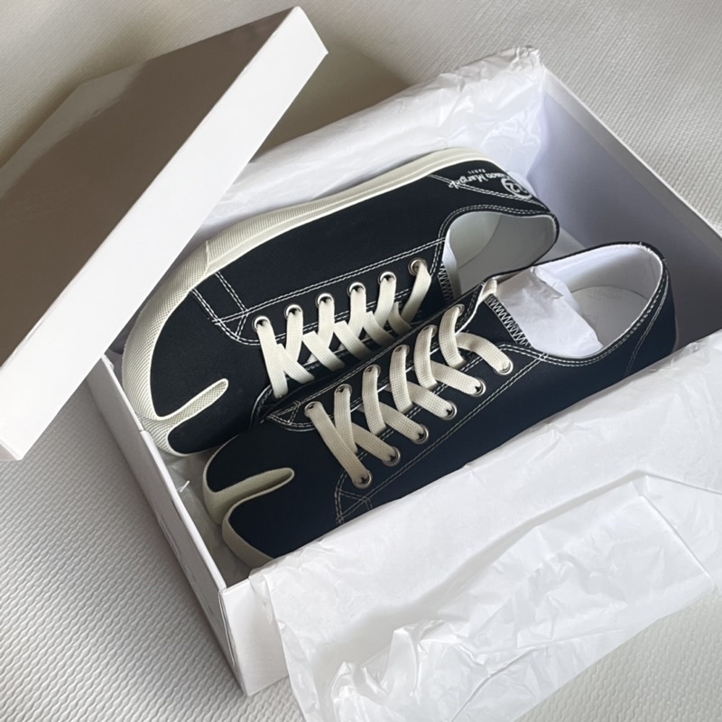 Maison Margiela Tabi Canvas Low Top Sneakers 豬蹄鞋 蝦皮購物