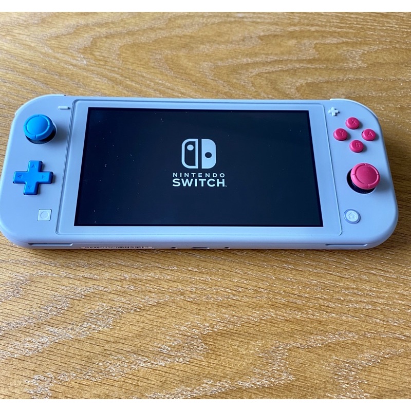 任天堂 Nintendo Switch Lite 蒼響／藏瑪然特 限定版（二手）