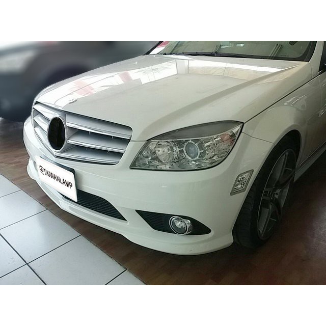 台灣之光 現貨 全新BENZ 09 10 11年專用W204 C63 C300 C350 AMG美規前保專用晶鑽側燈組