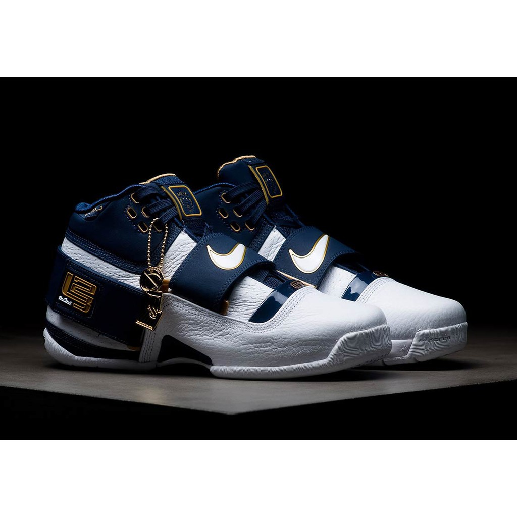 Quality Sneakers - Nike LeBron Soldier 1 25 Straight 海軍藍