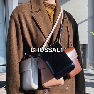 【crossal1】現貨) 韓國 4色硬殼皮革小包 硬殼 磁吸式 大容量 斜背 側背 肩包 皮革 小包 4 color
