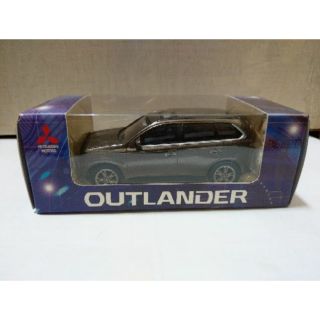 1/43 MITSUBISHI 臺灣 三菱 原廠 OUTLANDER 模型車 LED燈光 迴力車 玩具車 歐藍德 囧凹
