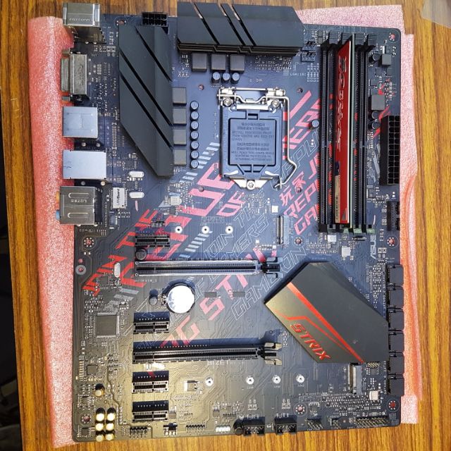 ROG STRIX B360-H GAMING + 8GB DDR4