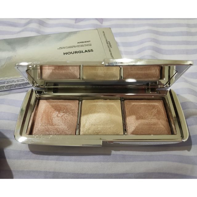 Hourglass Ambient Lighting Palette 3色打亮盤 銀盤