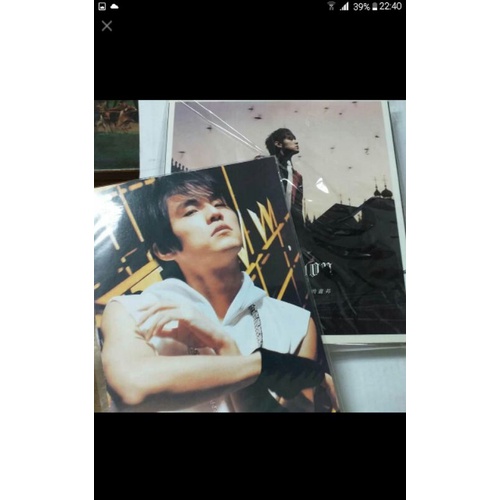 周杰倫 11月的蕭邦 專輯 CD+VCD 右下筆黑筆簽名附預購明信片+2006年曆組+人形立卡好樂迪阿爾發首版無紋美片