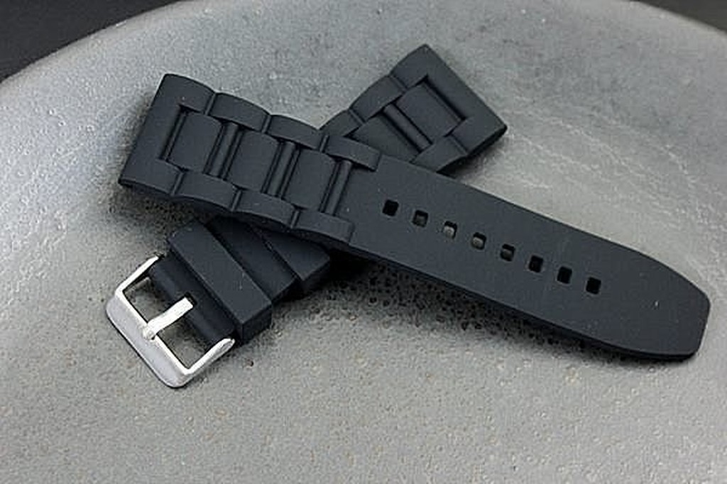 26mm特殊鋼帶紋替代各式原廠錶帶 mission2 高質感矽膠錶帶,不鏽鋼製22mm錶扣