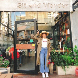 Marjorie 絕版風衣，女性美學優雅翻領蜜桃絨綁帶風衣外套