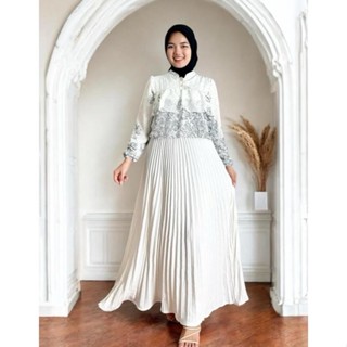 Syafika Combi 長連衣裙