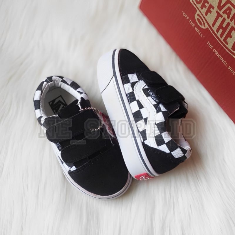 范斯 Hitam PUTIH vans童鞋vans oldskool國際象棋鞋膠黑白男童鞋女童鞋