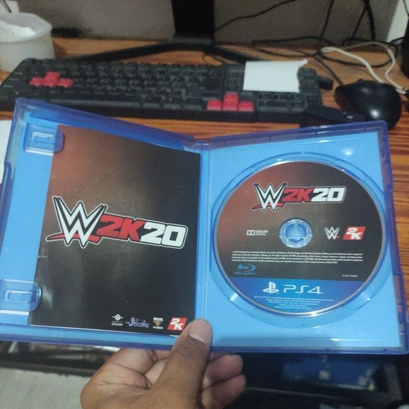 Bd 卡帶 PS4 WWE 2K20 W2K20 遊戲 CD PS4 二手第二流暢原裝