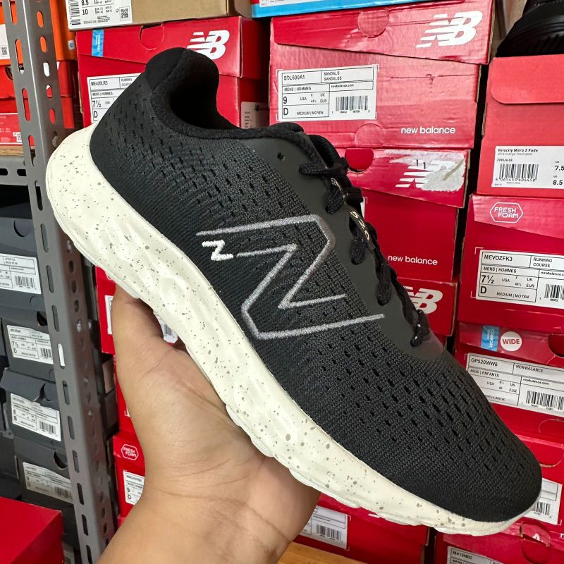 紐巴倫 New BALANCE 520 V8 RUNNING 男士原裝黑色