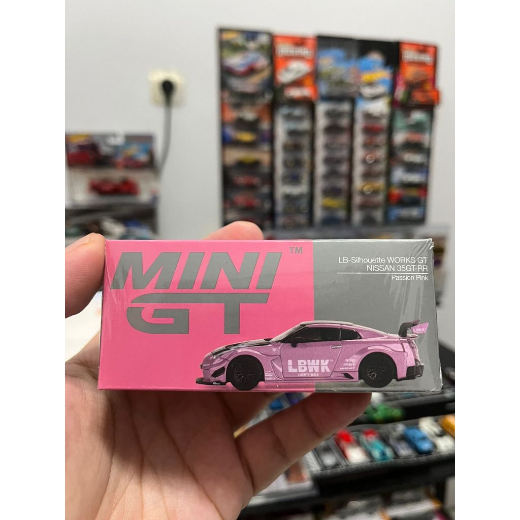 NISSAN Mini GT LBWK 日產 35GT-RR 粉色