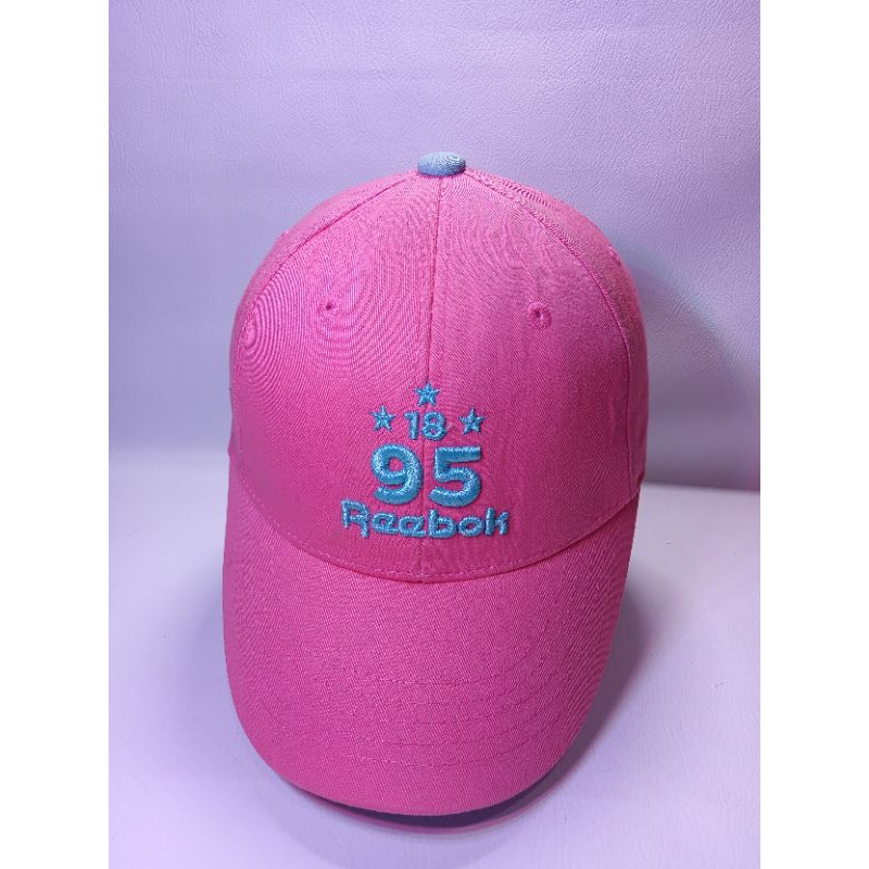 Reebok 粉色帽子像新的一樣