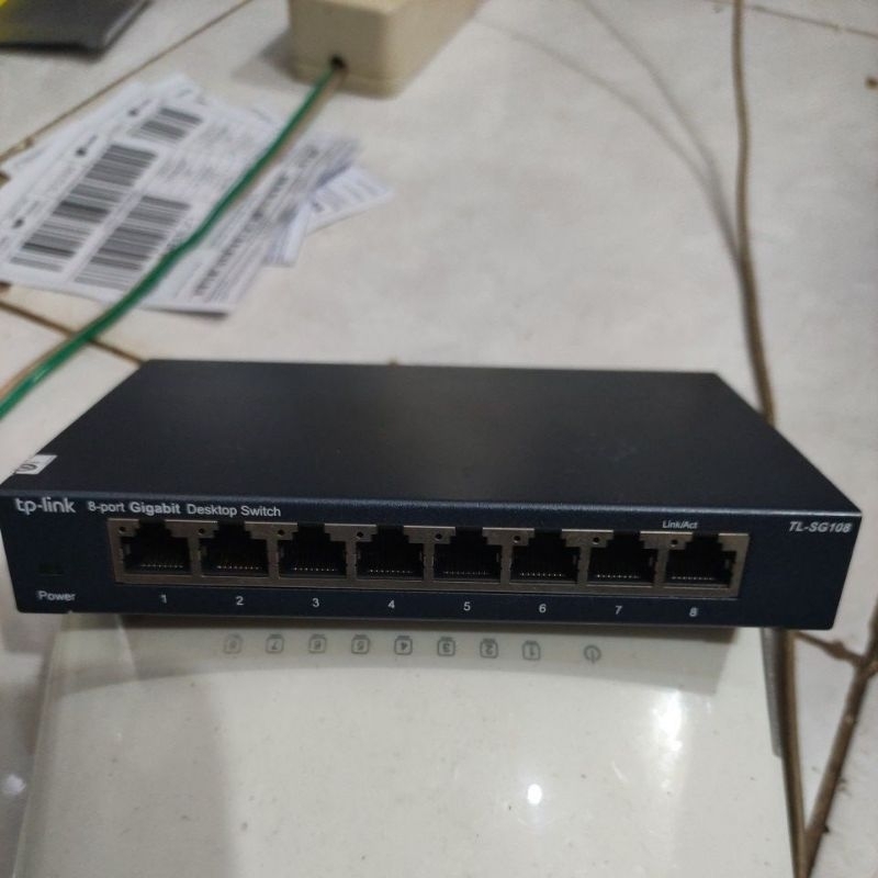 千兆tp-link 8口交換機SG108 TL-SG108秒