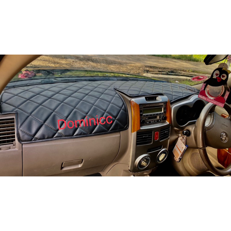 Terios Rush 2007-2017 汽車儀表板罩由優質皮革製成