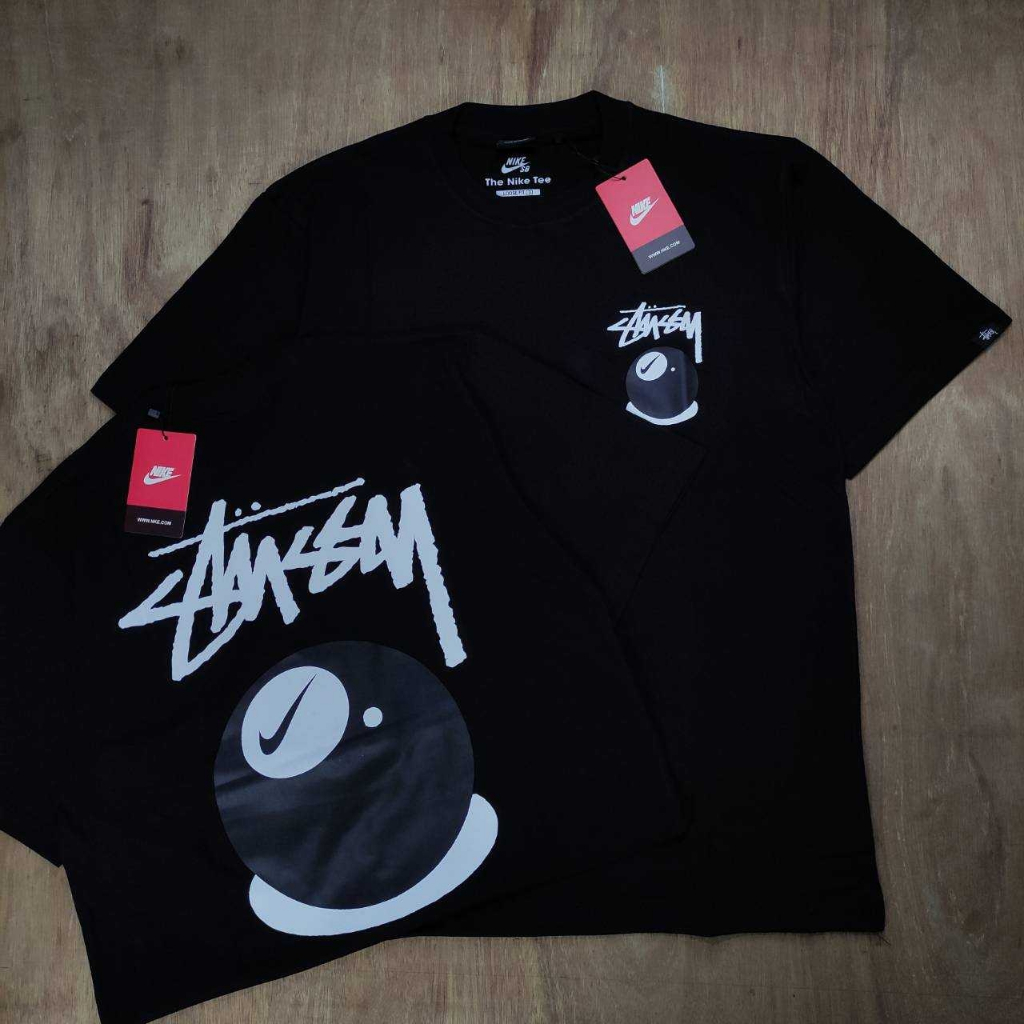 耐吉 Stussy x Nike 8 Ball 黑色大廓形 T 恤 Kaos