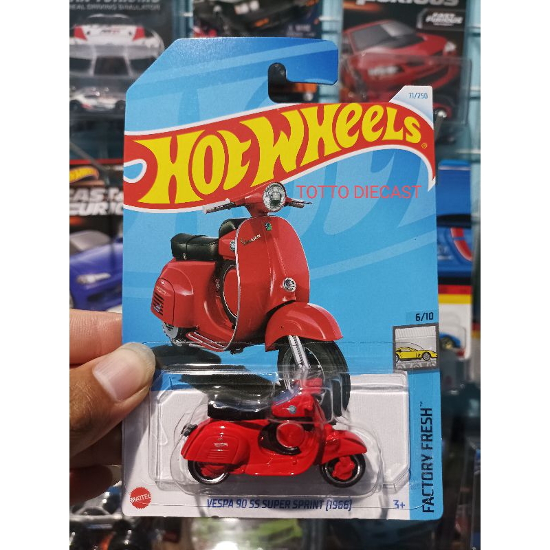 HOT WHEELS 風火輪 VESPA 90 SS 超級衝刺