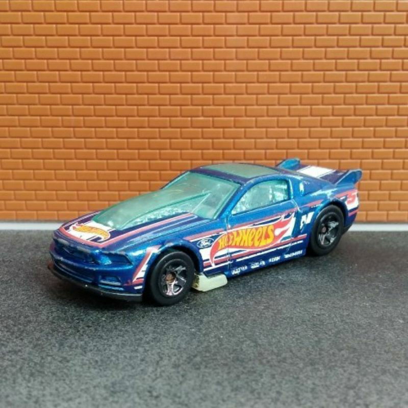 Hot Wheels 13 福特野馬 GT 壓鑄散裝