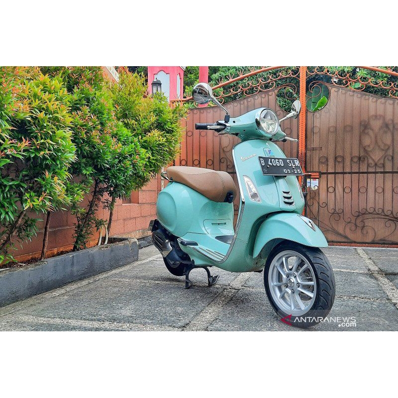 Hijau 綠色粉彩薄荷綠貼紙摩托車范馳品牌優質柔性材料包裹寬度 50 厘米