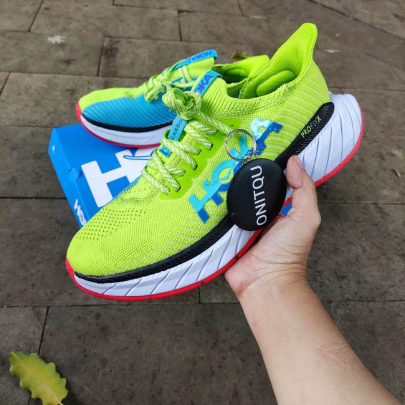 Hoka Carbon X3 綠藍男士跑鞋