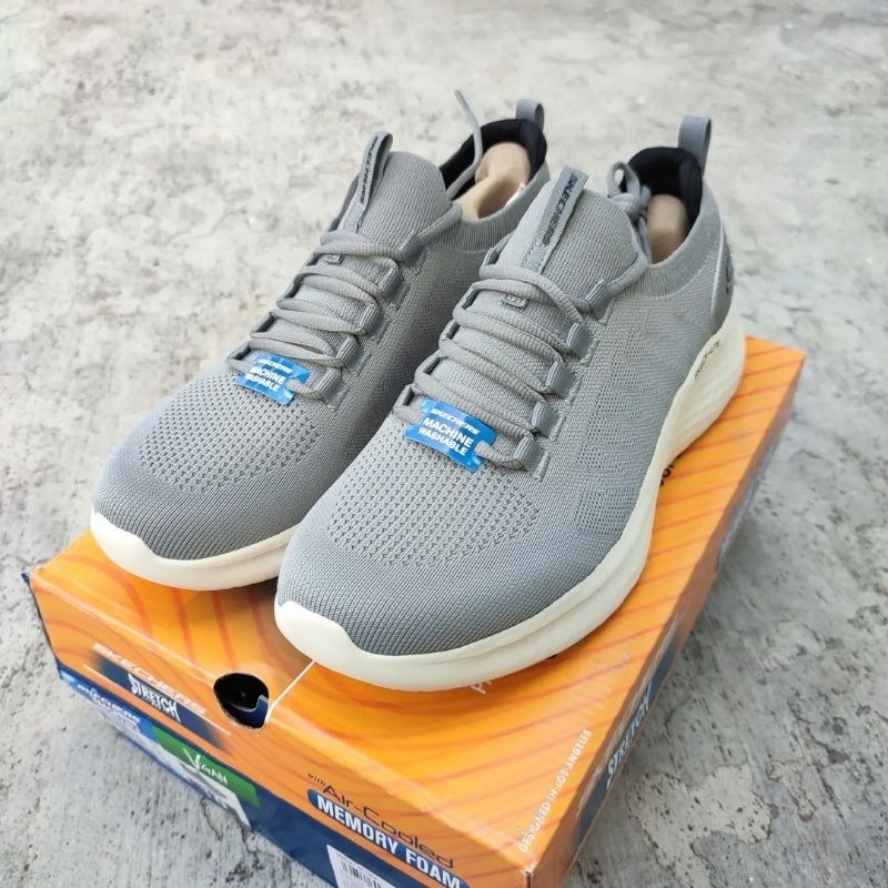 思克威爾 Skechers Lite Pro 灰色運動鞋