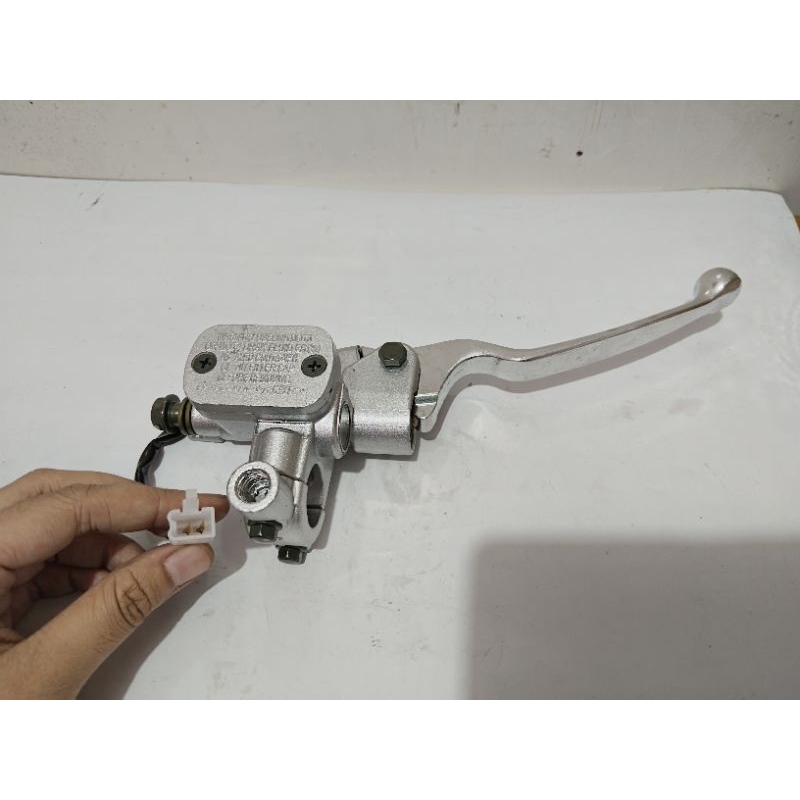 頂部製動器 MASTER ASSY MIO JUPITER-MX