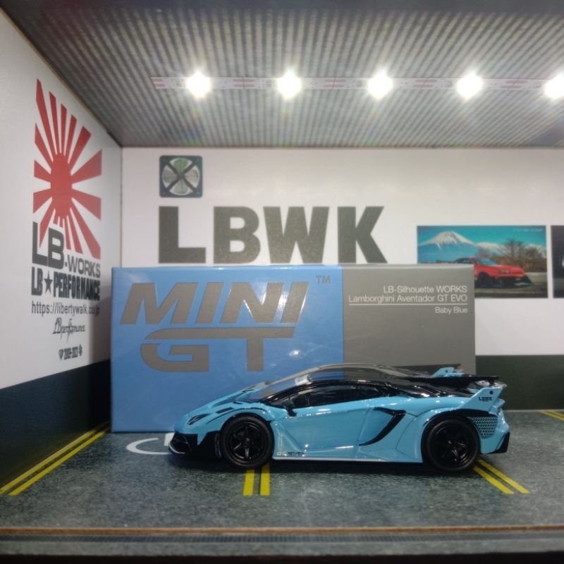 Mini GT 494 蘭博基尼 Aventador lbwk 淡藍色