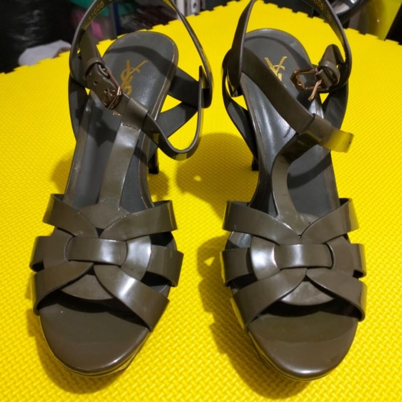 女式涼鞋鞋英國 38 韓式高跟鞋 11 厘米 YSL preloved 橄欖色
