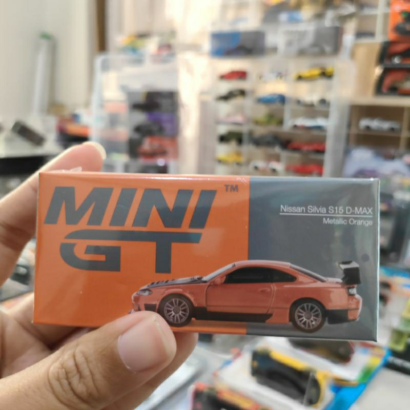 Mini GT S15 DMAX 橙色