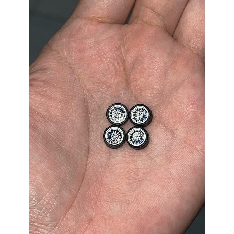 Enkei nt03 白色 9mm 樹脂輪輞
