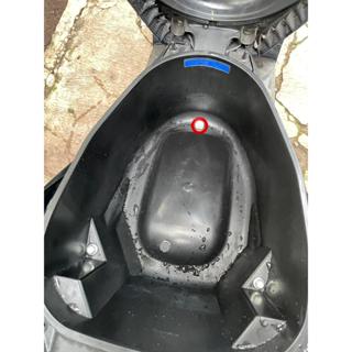 螺旋模型行李箱座椅螺栓 VARIO 125 150 LED 舊 LED 全新原裝 HENG 泰國原裝 STENLIS 不