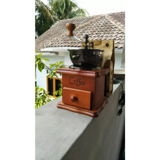 MESIN G2 經典手動咖啡研磨機手動咖啡研磨機 16290 Smooth Mrosaa