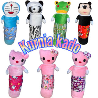 哆啦夢 60 釐米人物抱枕 Hello Kitty 哆啦A夢人物圖案抱枕娃娃哆啦A夢抱枕可愛抱枕各種 Kurniakad
